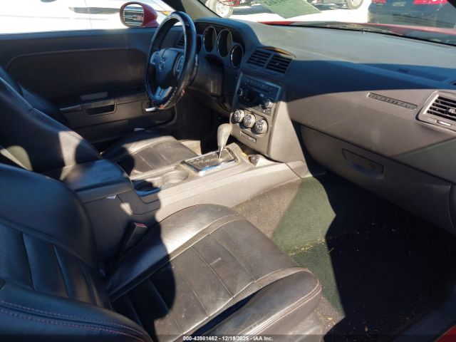 Dodge Challenger Image 4