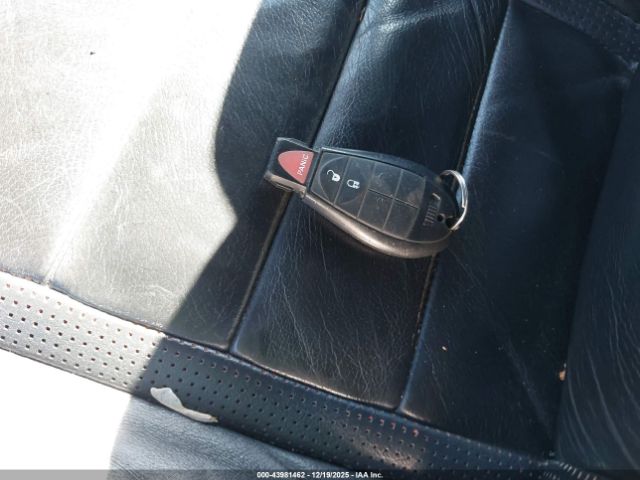 Dodge Challenger Image 16