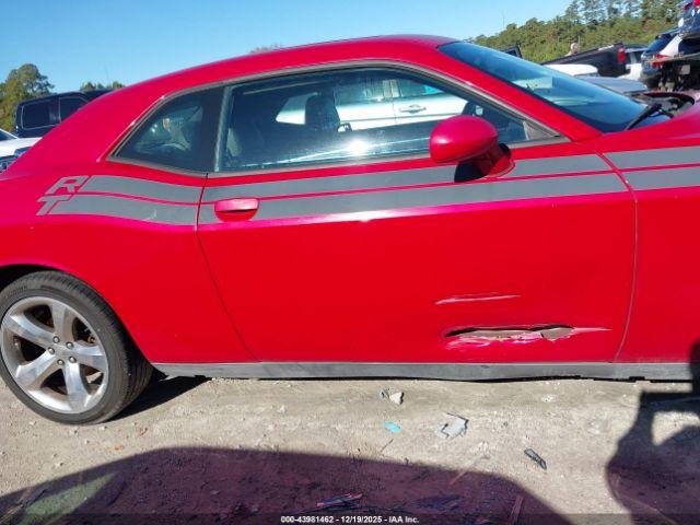 Dodge Challenger Image 14