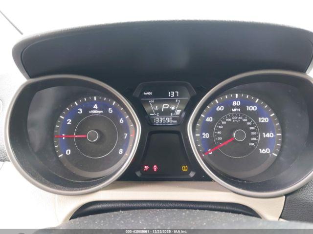 Hyundai ELANTRA Se Image 3