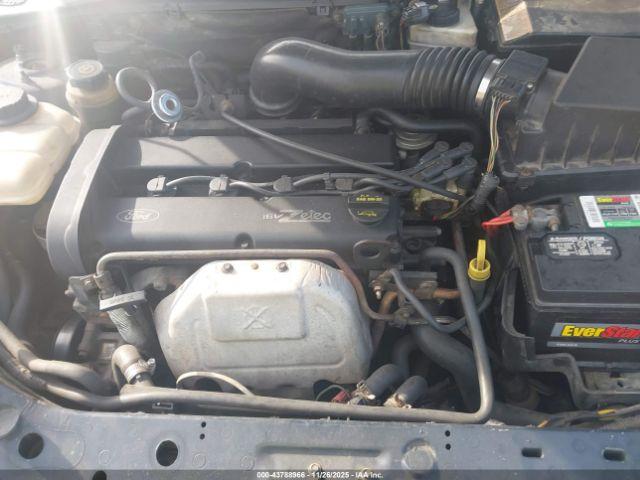 Ford Focus Se Image 8