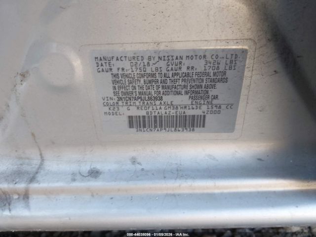 Nissan Versa 1.6 S+ Image 8