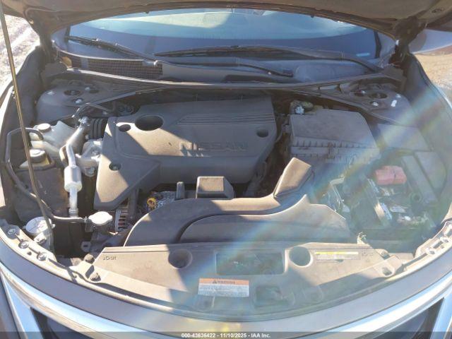 Nissan Altima 2.5 S Image 14