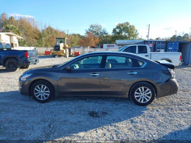 Nissan Altima 2.5 S Image 6