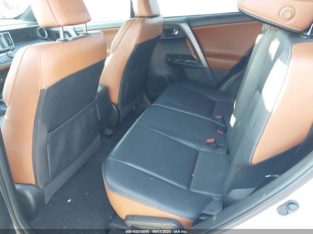 Toyota RAV4 Se Image 10