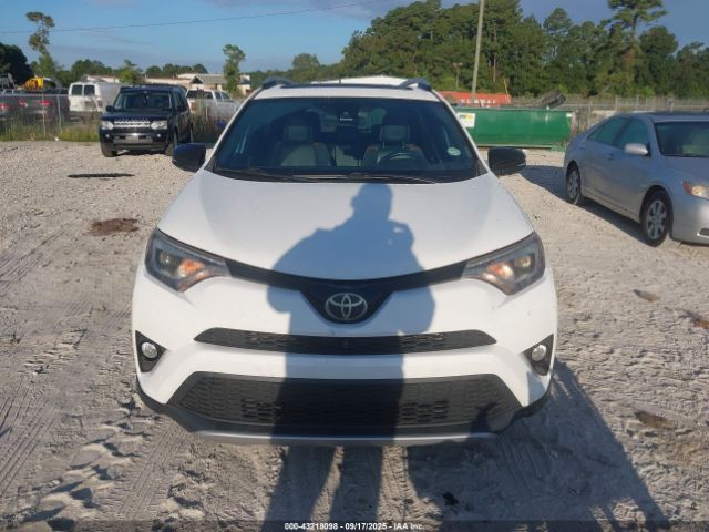 Toyota RAV4 Se Image 13