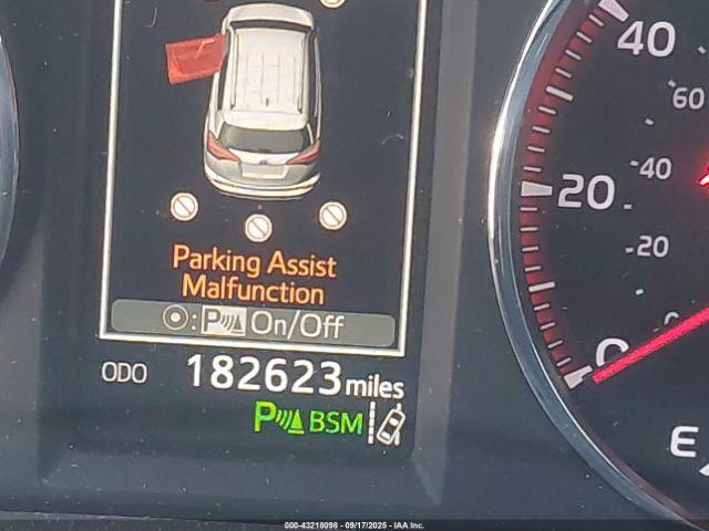 Toyota RAV4 Se Image 9