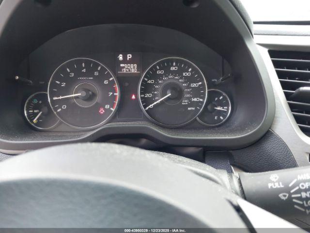 Subaru Outback 2.5i Premium Image 9