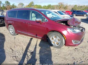  Salvage Chrysler Pacifica