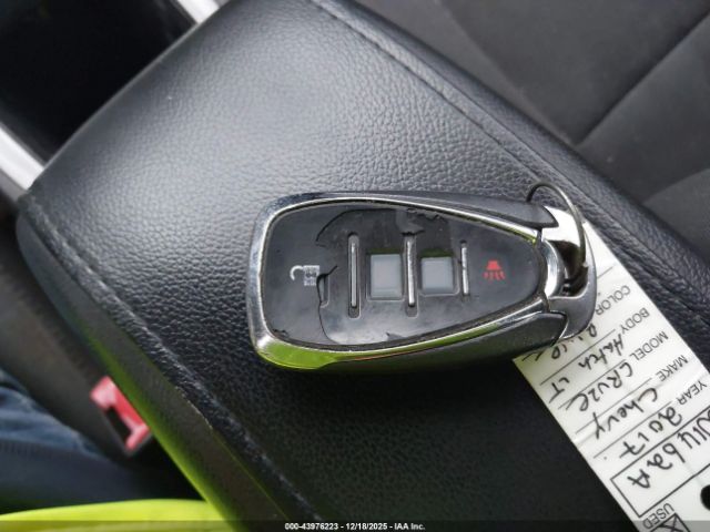 Chevrolet Cruze Lt Auto Image 9