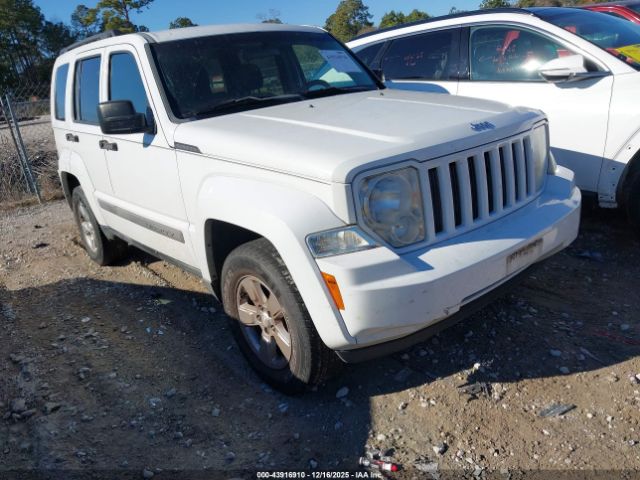 Jeep Liberty Sport Image 1