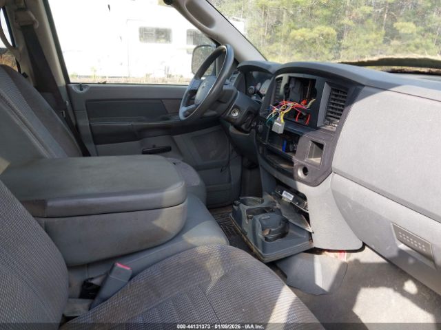 Dodge Ram 1500 Image 3