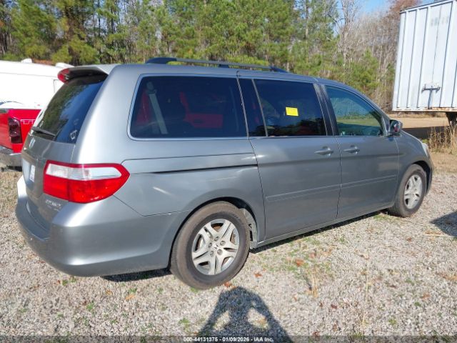 Honda Odyssey Touring Image 6